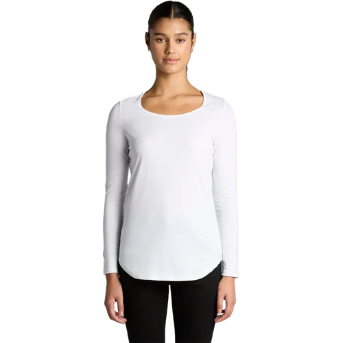 Womens Mali Long Sleeve Tee Model image